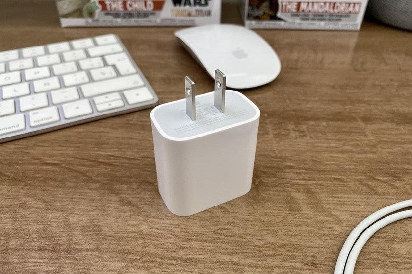 ¿Por qué elegir siempre cargadores de iPhone originales?