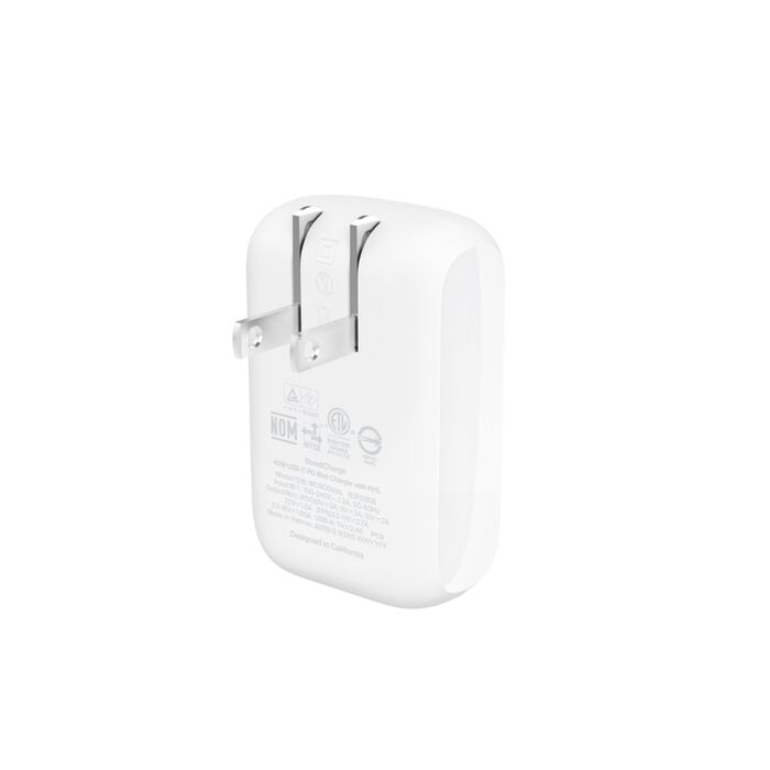 ADAPTADOR BELKIN PARED 42W 2 PUERTOS USB-A Y USB-C +CABLE USB-C