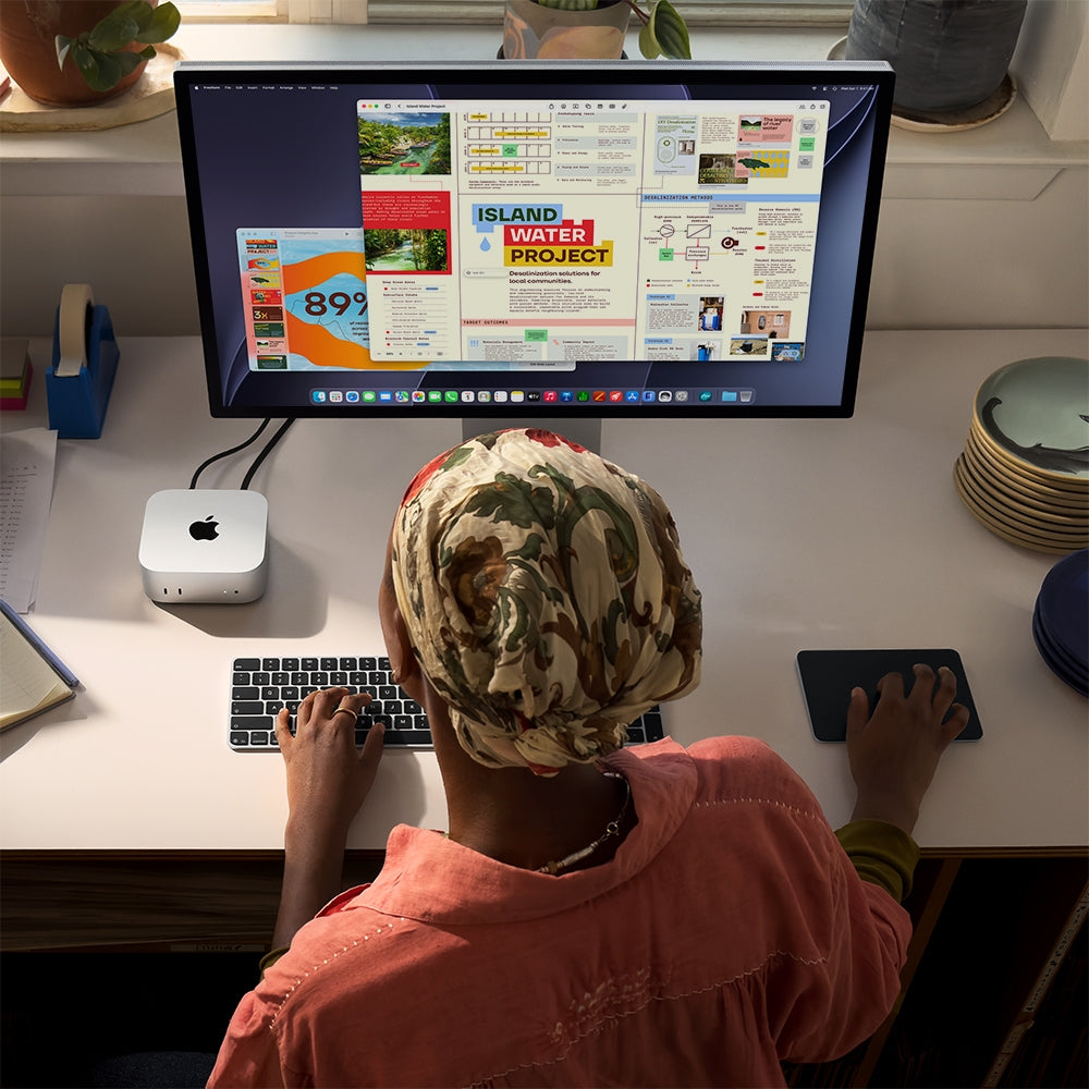Mac_mini_M6_Silver_PDP_Image_Position_7__es-LA
