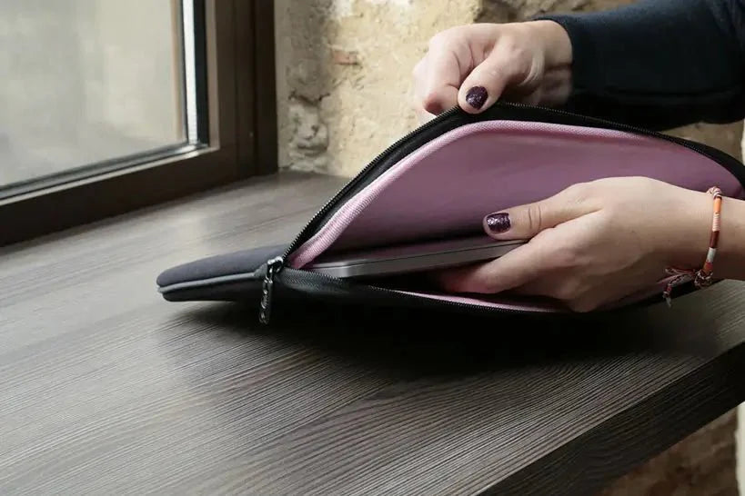 BASICS 2LIFE MBPRO 13/AIR 13 BLUE/WHITE